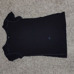 Deep purple GAP t shirt - M